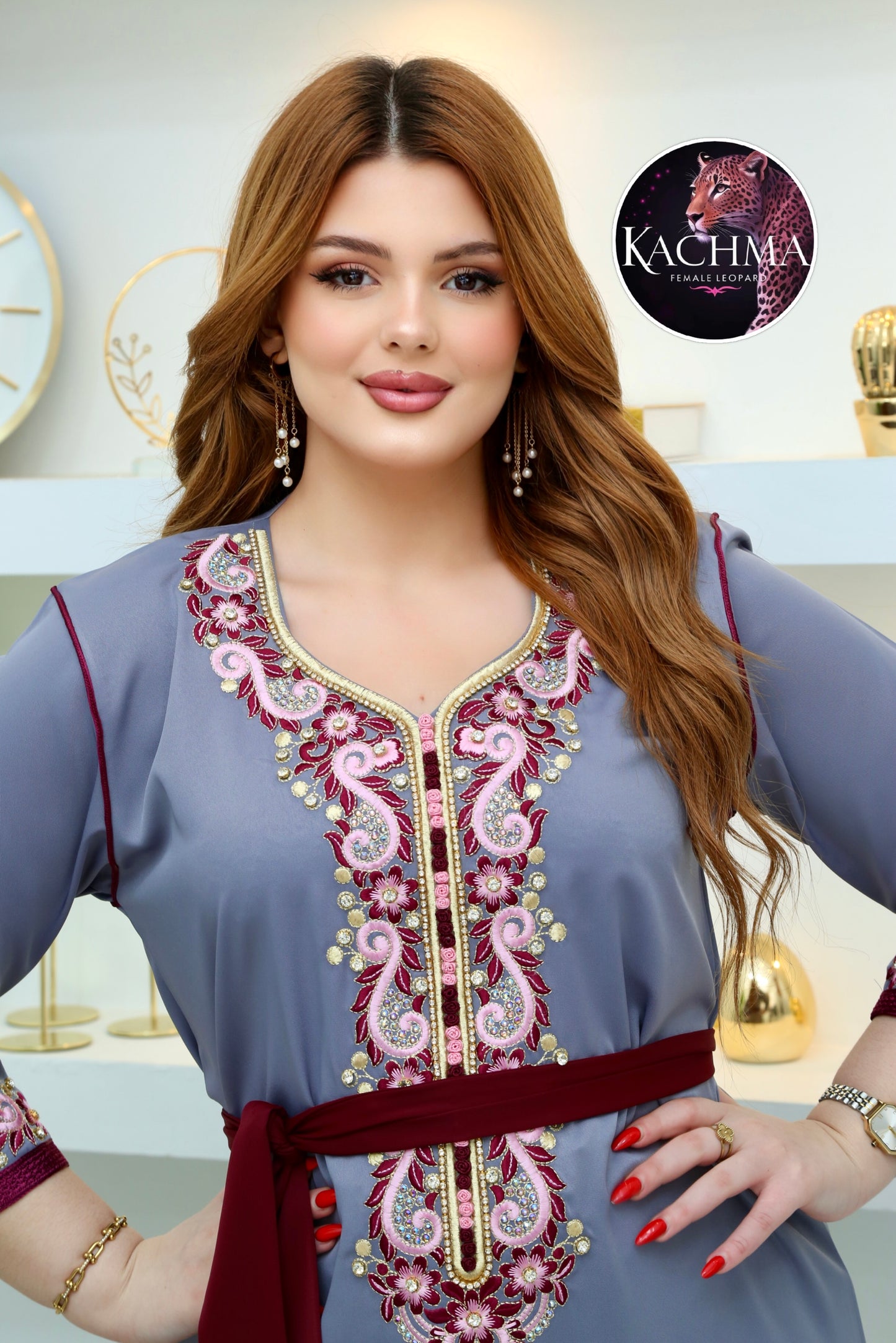 جبة عصرية فاحرة